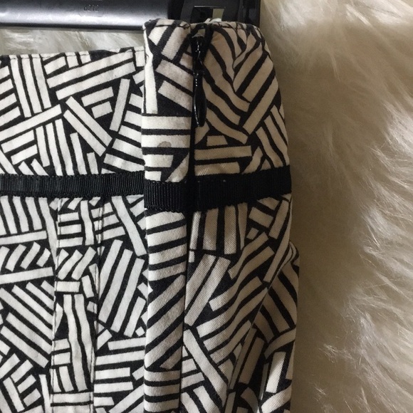 ANN TAYLOR LOFT SKIRT - Picture 2 of 6